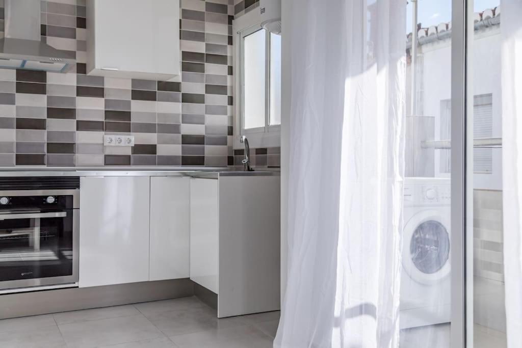 Placid Puerto Apartment *
